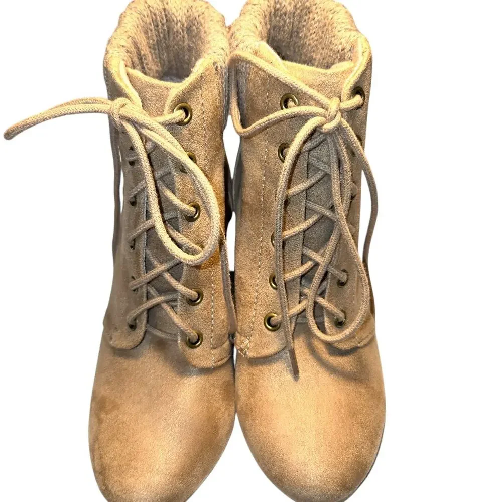 NWOT Y-Not? 1 Girl's Combat Boots Shoes Medium Width Kid's New No Tags Child's